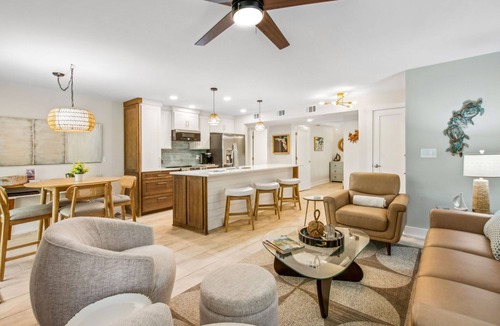 Amelia City House | Pet Friendly | Pool View | Ground Level Sailmaker Villa