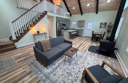 Elkton House | Pet-Friendly Shenandoah Valley Cabin | Firepit, Porch & Games Near Massanutten