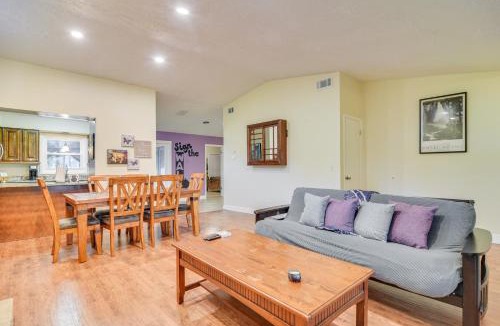 Oldsmar House | Pet-Friendly Tampa Bay Getaway Walk to the Water!