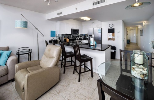 Fort Walton Beach Condo | PI 507: Breezy Bliss - Don't Miss Out! You Really Want To Stay Here!