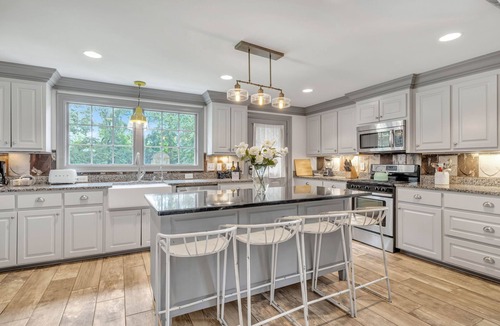 Leipers Fork House | Pickers Cottage - Historic Leiper's Fork Retreat