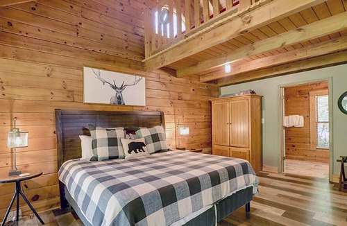 Townsend Cabin | Pigeon Forge - Townsend Manna - 1 Bedroom - Sleeps 4