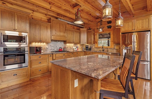 Lake Lure Cabin | Pinch Me - Mr Lake Lure Vacation Rentals