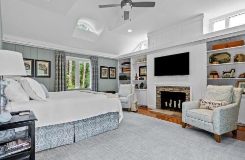 Old Town House | Pine Cone Cottage - Village of Pinehurst