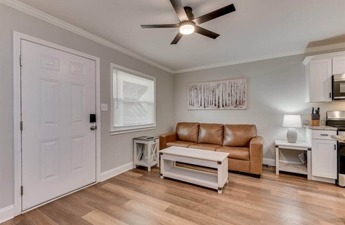 Peach Orchard Apartment | Pines at 5 Corporate Furnished Rentals Suite 110