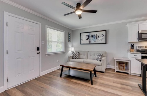Peach Orchard Apartment | Pines at 5 Corporate Furnished Rentals Suite 213