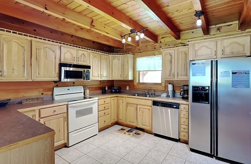 Union Grove Cabin | Pinnacle Place by Jackson Mountain Rentals