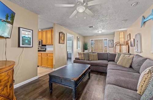 El Centro Beach House | Pirates Cove: PrvtPool, HtTub, FirePit, GameRoom, 5MinWalk2Bch, FREE Activities!