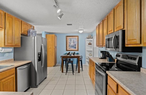 El Centro Beach House | Pirates Cove: PrvtPool, HtTub, FirePit, GameRoom, 5MinWalk2Bch, FREE Activities!