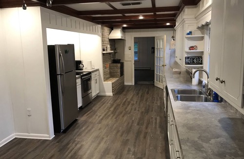 Sloans Valley House | Pitman Pointe Estate w/Lake View