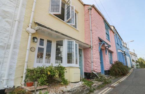 West Looe House | Pixie Cottage