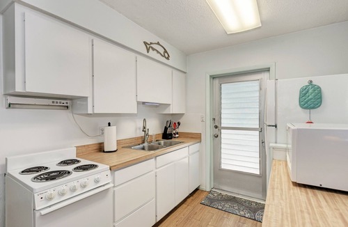 Englewood House | Play and have Fun at Gecko House on Manasota Key
