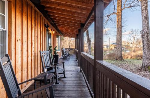 Mount Nebo House | PlayDeck Cabin New River Gorge and Summersville Lake