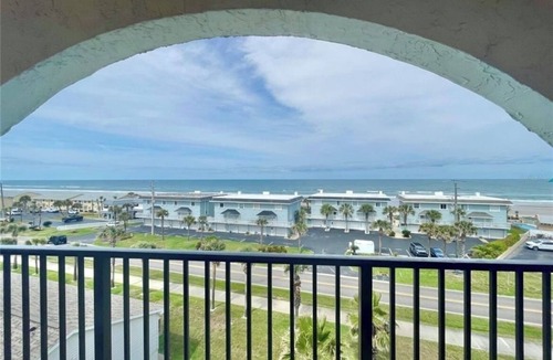 Ponce Inlet Condo | Ponce Inlet 6th Floor Ocean View Corner Unit- 2bdrm 2bath- Non Drive Beach