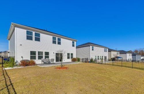 Mooresville House | Pool Access + Patio: Quiet Home Near Lake Norman