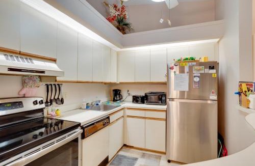 Hunt Club Apartment | Pool and Ocean Access Palm Beach Gardens Condo