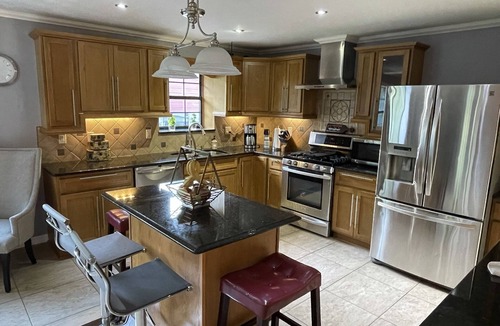 Middleburg House | Pool Home Retreat · Tesla EV Charger · Firepit · RV/Boat Access Near Ramp