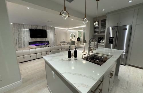 Fort Myers House | Pool Villa "Cosentino" on the River in Fort Myers