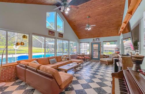 Tallahassee House | Poolhot Tub Sleeps 16 Game-filled