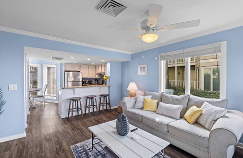 Isle of Palms Villa | Port O' Call E104 - Walkout to Ocean/Pool!