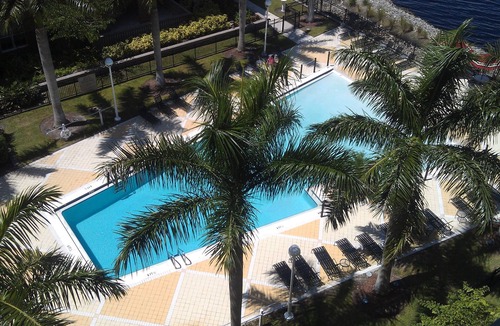 Edgewood Condo | *PRICE DROP*Monthly Specials* Penthouse Waterfront