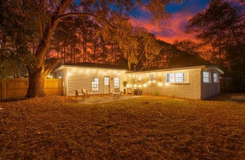 Midtown Apartment | Privacy - Forsyth Park - Savannah's Best - 4BR 3BA