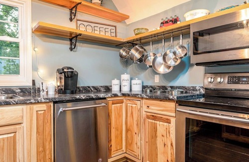 Mount Juliet House | Privacy with King Bed+Kitchen 30 Min To Nashville!