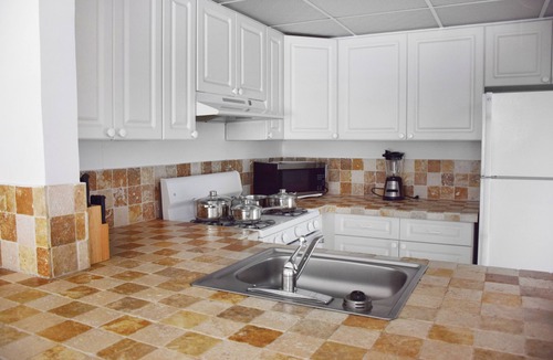 Key Biscayne Apartment | Private Beach Access! 2 Spacious Suites, Living Area, Kitchen, Outdoor Pool