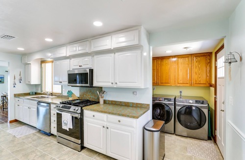 Panacea House | Private Beach + Dock: Waterfront Panacea Retreat!