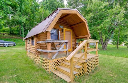 Hiwassee House | Private Beach! Home w/2 Guest Cabins in Hiwassee