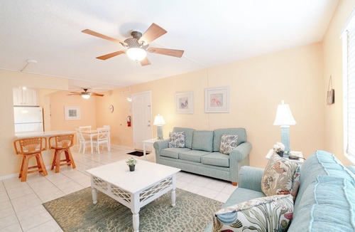 Key Colony Beach Condo | Private Beach-Pool-King Bed-No Stairs-Family Friendly-Relax-Play Together!