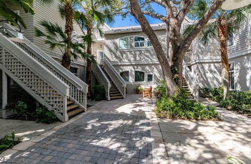 Wabasso Beach Condo | Private beach, tennis and pools! Weekly rentals available!