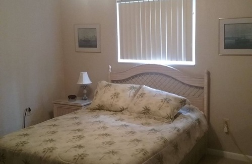 Inglis House | Private, Beautiful & Quiet Guesthouse On The Withlacoochee River