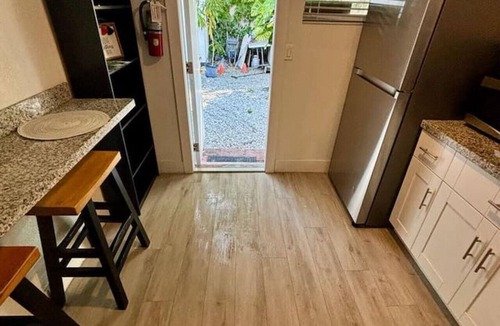 Wynwood Art District Apartment | Private & Centrally located, parking, laundry