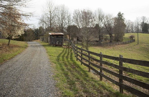 Thaxton House | Private Farmhouse w/Farm Fresh Eggs, Animal Views, & Hot Tub