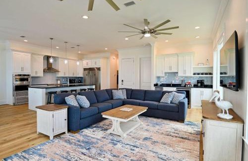 Fort Morgan House | Private Heated Pool with Elevator Access & FREE ACTIVITIES