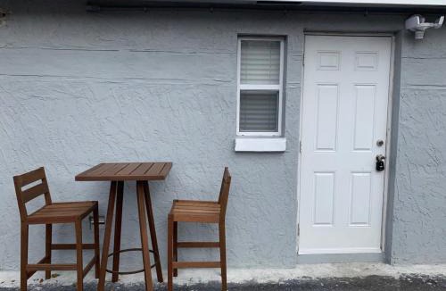 Little Ranches Apartment | Private Hollywood APT Near Beach Airport & Casino