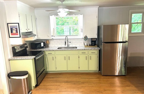 Townville House | Private Lakeside home on Hartwell Lake. Deep water dock. Huge views. Pets ok.