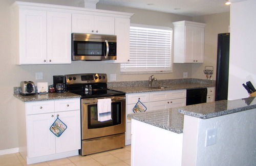 Ormond-by-the-Sea House | Private modern 2bd home, very clean, steps to beach