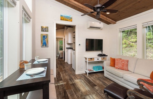 Robbinsville Cottage | Private Mountain Cottage with Hot Tub
