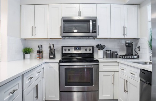 Florida North Atlantic Coast House | Private Oasis🌴 Heated Pool Near Beach Pet Friendly