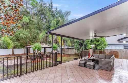 Apopka House | Private Oasis near Springs w/King Bd + Pool Table