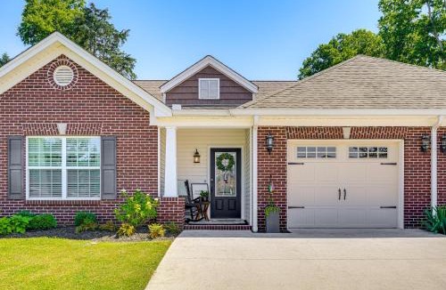 Cleveland House | Private Patio: Residential Condo in Cleveland!