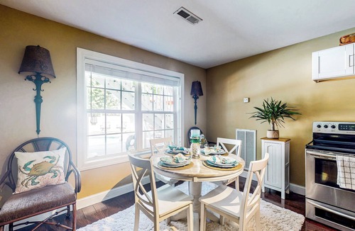 Graysville House | Private Pool & Hot Tub at Luxe Ringgold Retreat