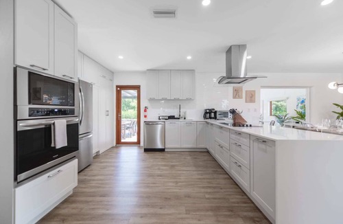 Olympia Heights House | Private Pool House w/4BR in Westchester Miami