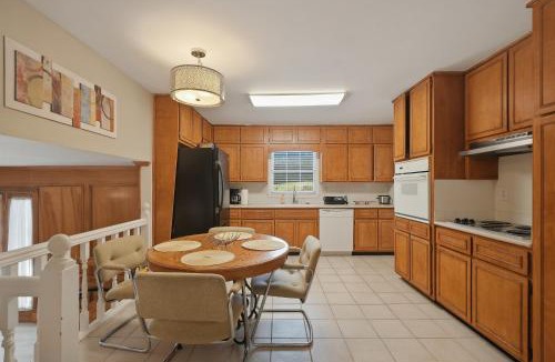 Decatur House | Private Pool Oasis 15 mins to World Cup Sleeps 10 home