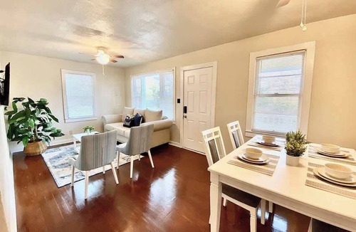 Griffin Heights House | Private Room - Charming 1954 House Blocks from FSU