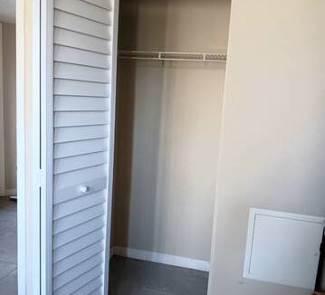 Port Saint Lucie Resort | Private room ∙ 1 guest