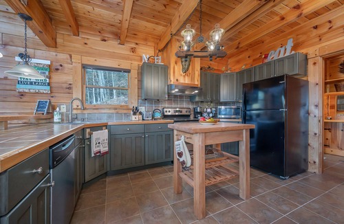 Bostic Cabin | Private Secluded Beautiful Cabin With Sunset Mountain Views