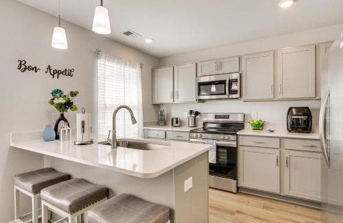 Huntcliff House | Private Yard: Family Hideaway 9 Mi to Fort Jackson